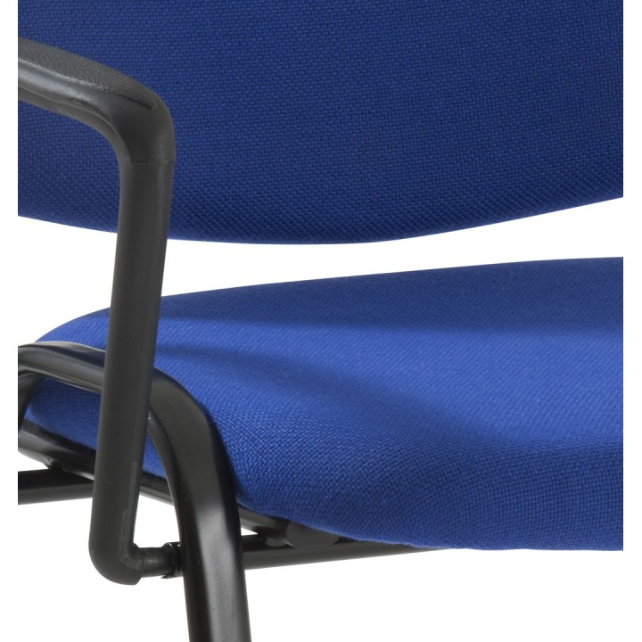 Chaise visiteur PORTO | Chaise de bureau | Gosto, chaise réunion