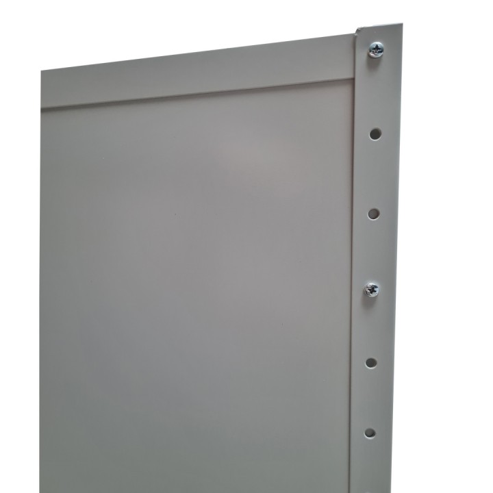 Armoire basse d'atelier à compartiments