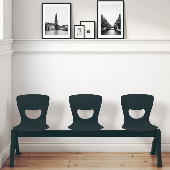 Chaises sur poutre coque en polypro | Gosto