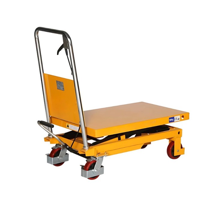 Table élévatrice TE300, 300kg, 850x500mm vue de trois quart avec le plateau baissé