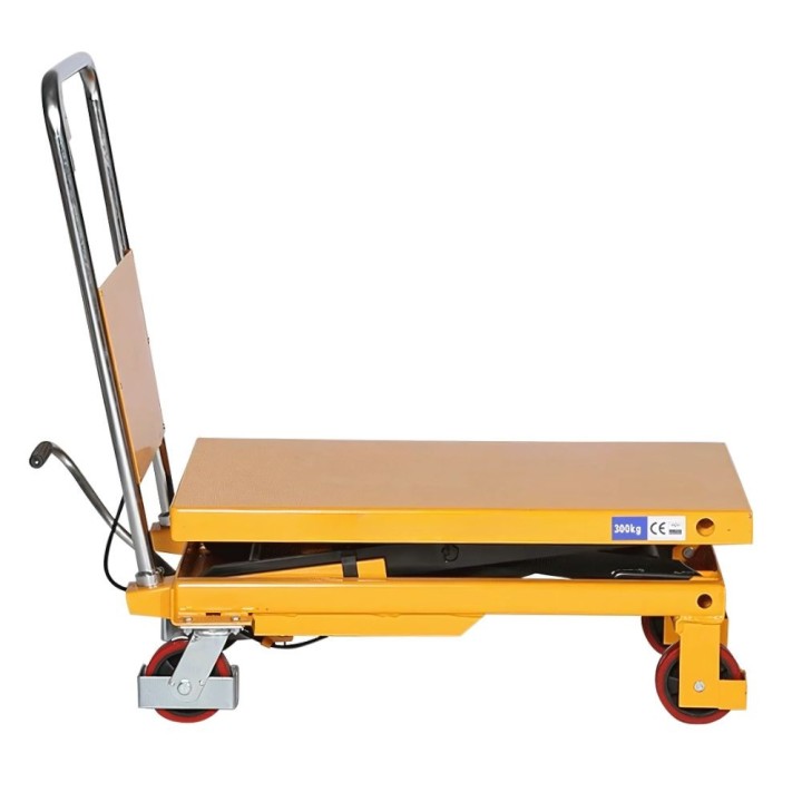 Table élévatrice TE300, 300kg, 850x500mm vue de face avec le plateau baissé