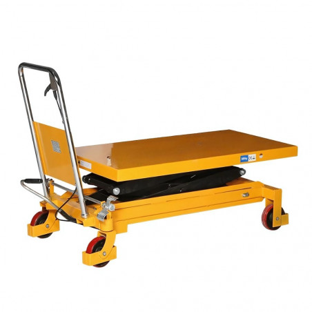 Table élévatrice double ciseaux TG80, 800kg vue de trois quart avec le plateau bas