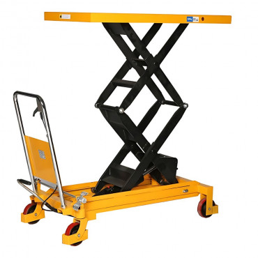 Table élévatrice double ciseaux TG80, 800kg vue de trois quart avec le plateau relevé