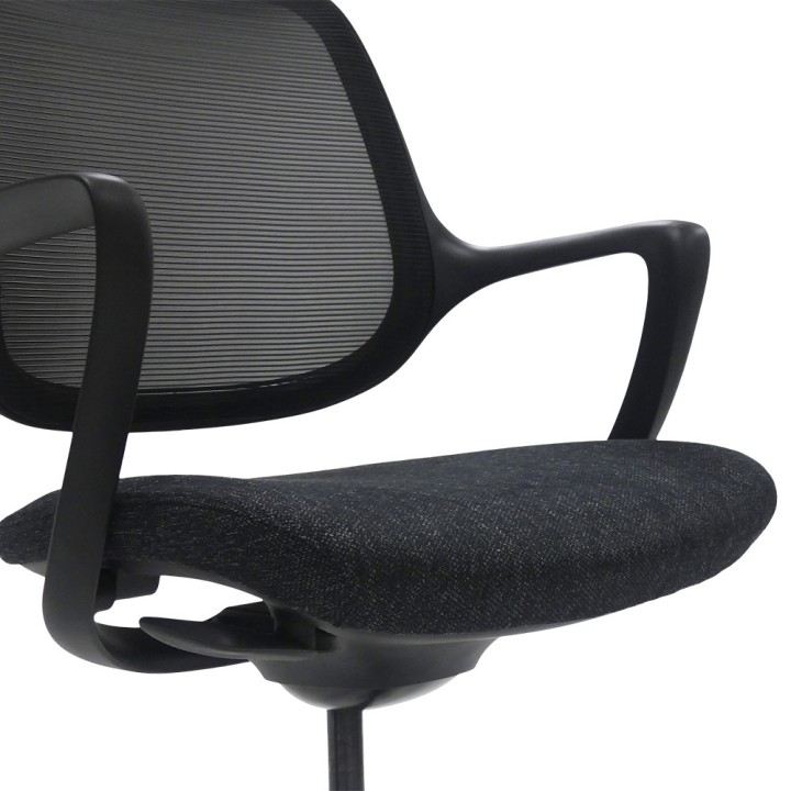 Fauteuil de bureau en resille noir Mira | Gosto