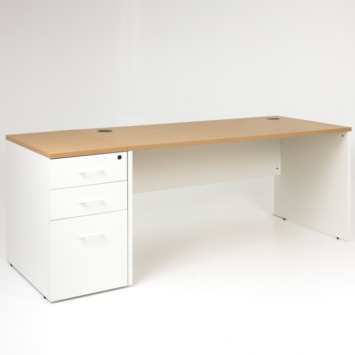 Bureau droit panneaux plateau chêne clair et piétement blanc