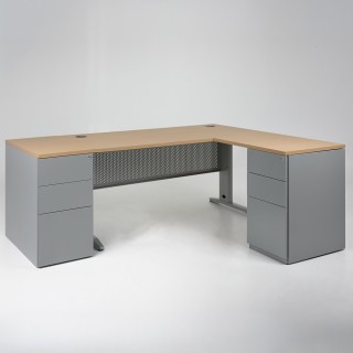 Bureau d'angle Electra + retour avec caissons métal 60 et 80 cm - piétement alu, plateau chêne clair, obturateurs