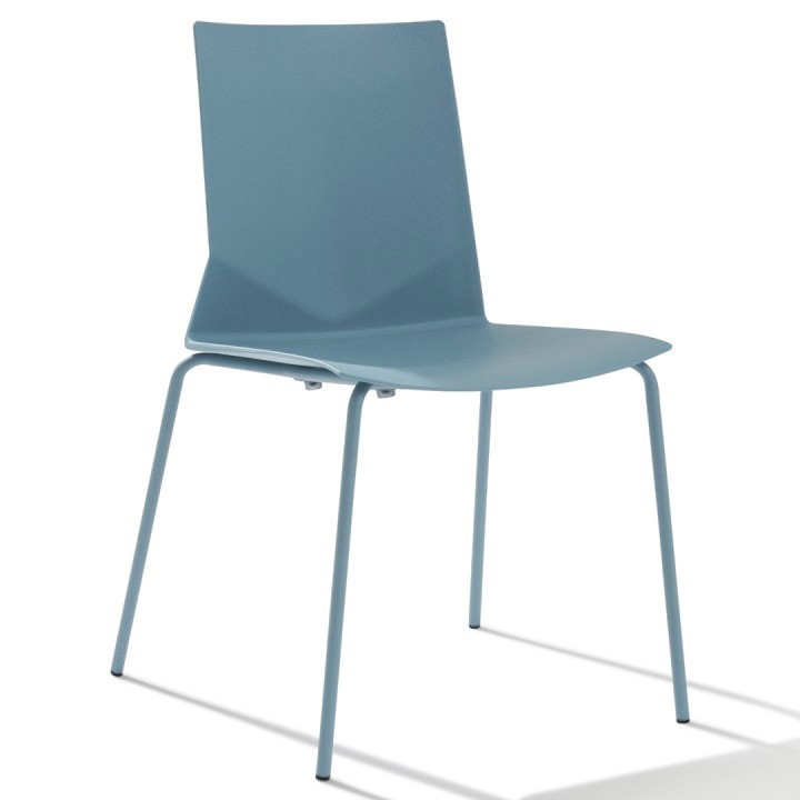 Chaise de bureau 4 pieds Hella bleue - vue de 3/4