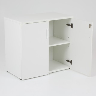 Armoire battante basse en bois H73xL80xP45 cm, coloris blanc, une porte ouverte