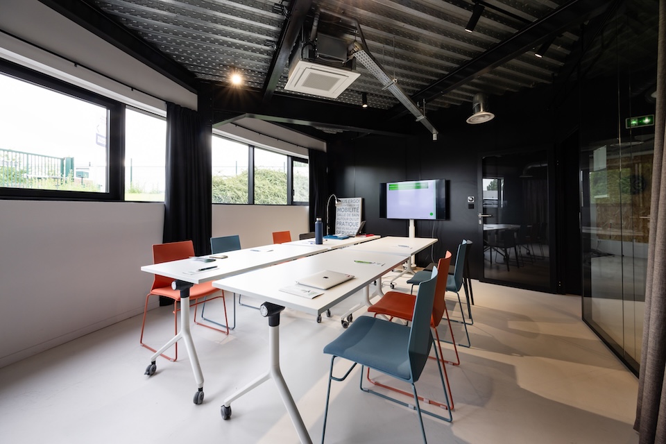 Salle de réunion mobile